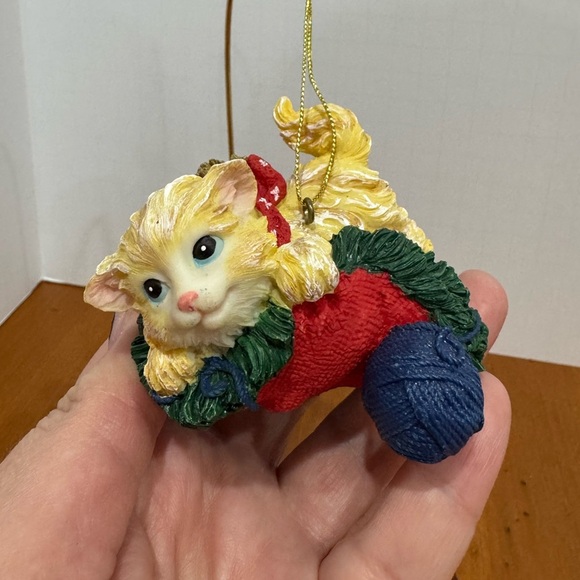 Puppy and kitten vintage ornaments ceramic and heavy - Picture 3 of 7